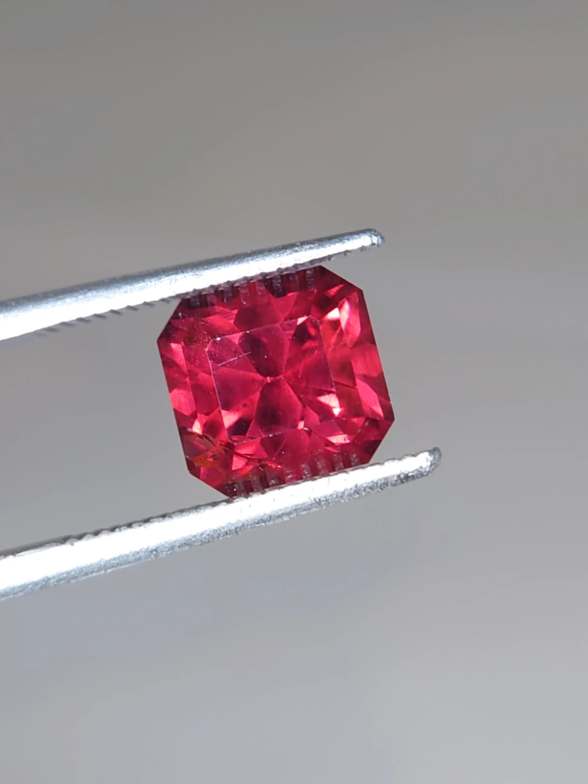 2.84ct Natural Malaya Garnet Square Cut Faceted Loose Gemstone From Tanzania — view 6