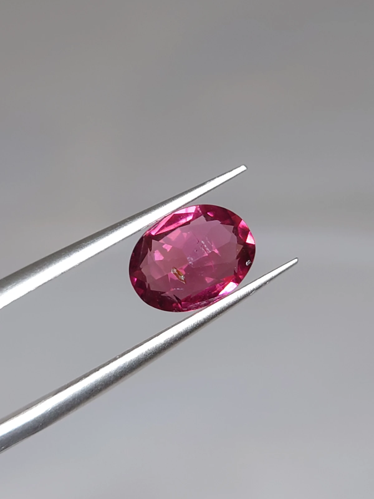 1.79ct Natural Malaya Garnet Oval Cut Faceted Loose Gemstone From Tanzania — view 2