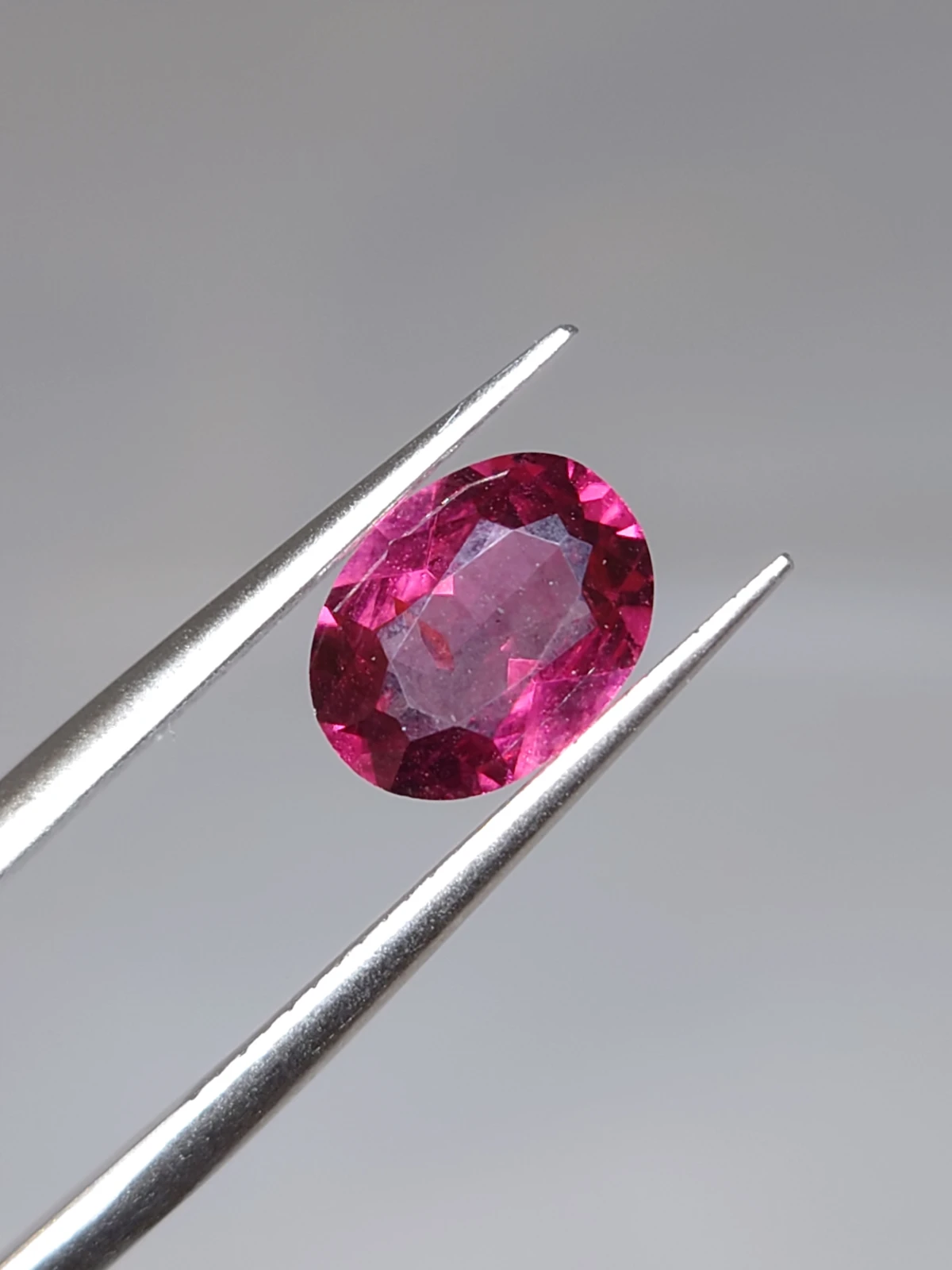1.79ct Natural Malaya Garnet Oval Cut Faceted Loose Gemstone From Tanzania — view 4