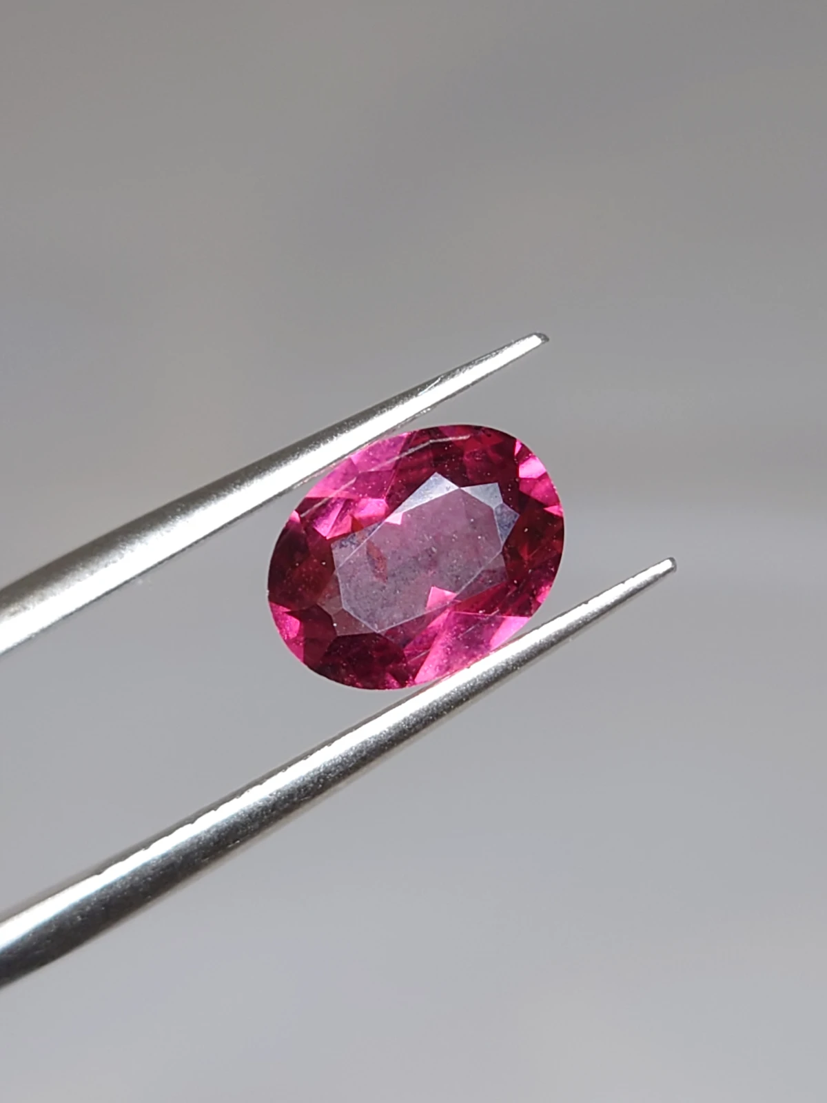 1.79ct Natural Malaya Garnet Oval Cut Faceted Loose Gemstone From Tanzania — view 5