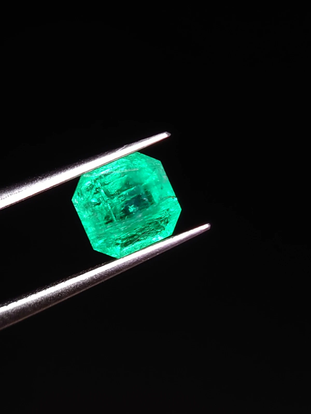 1.79ct Emerald Square Cut Faceted Loose Gemstone From panjshir Afghanistan — view 3