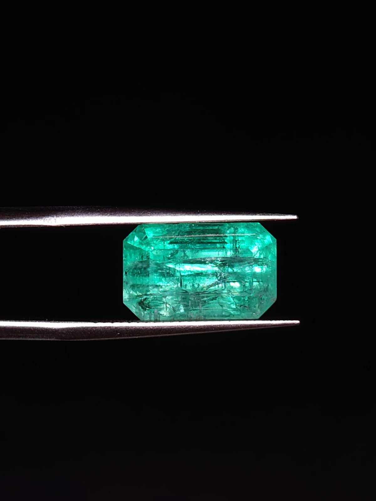 7.63ct Emerald Cushion Cut Faceted Loose Gemstone From panjshir — view 6