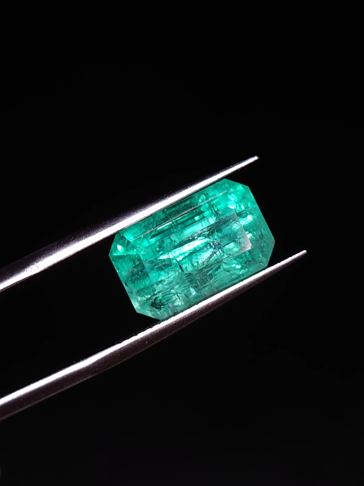 7.63ct Emerald Cushion Cut Faceted Loose Gemstone From panjshir — view 7