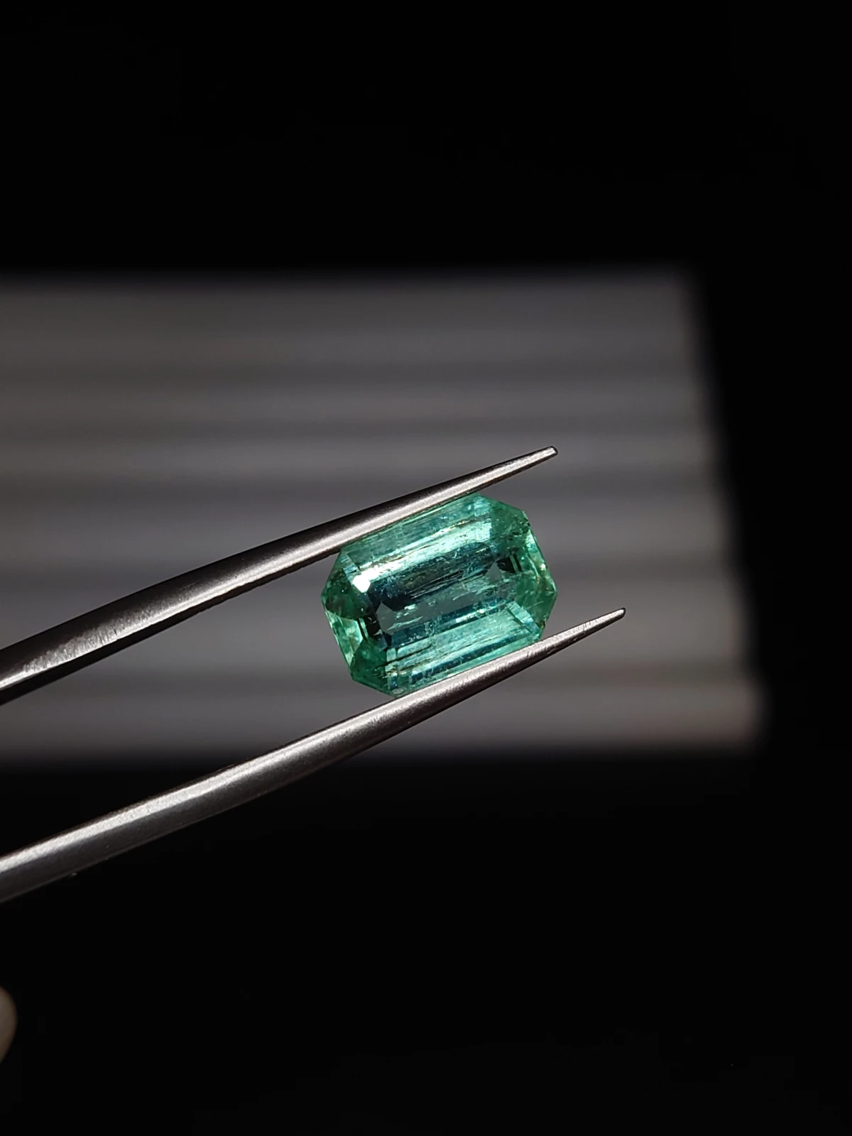 2.65ct Emerald Faceted Loose Gemstone From Panjshir Valley Afghanistan — view 3
