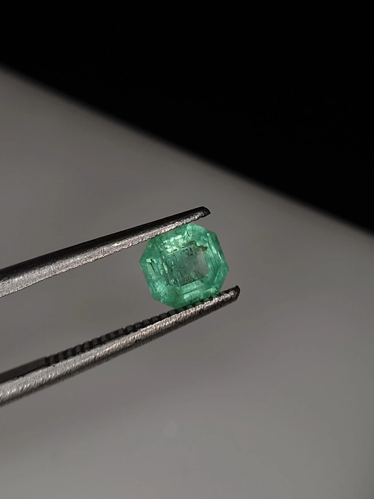 0.67ct Emerald Square Cut Faceted Loose Gemstone From Panjshir Valley Afghanistan — view 5