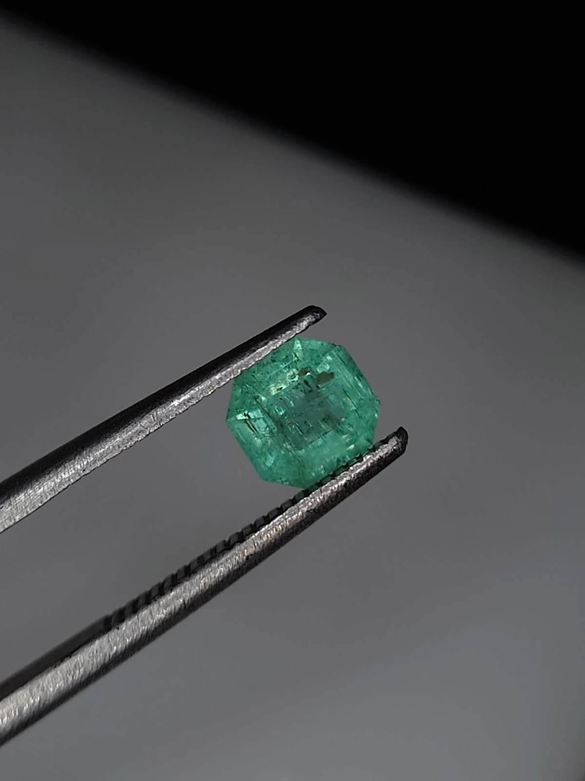 0.67ct Emerald Square Cut Faceted Loose Gemstone From Panjshir Valley Afghanistan — view 6