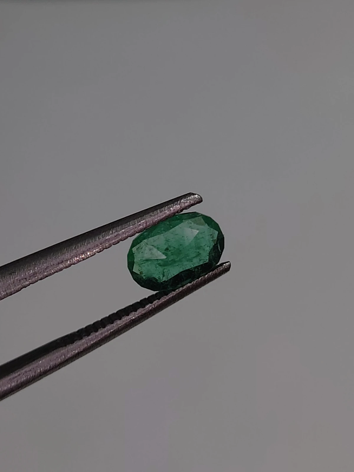 0.43ct Emerald Oval Cut Faceted Loose Gemstone From Panjshir Valley Afghanistan — view 2