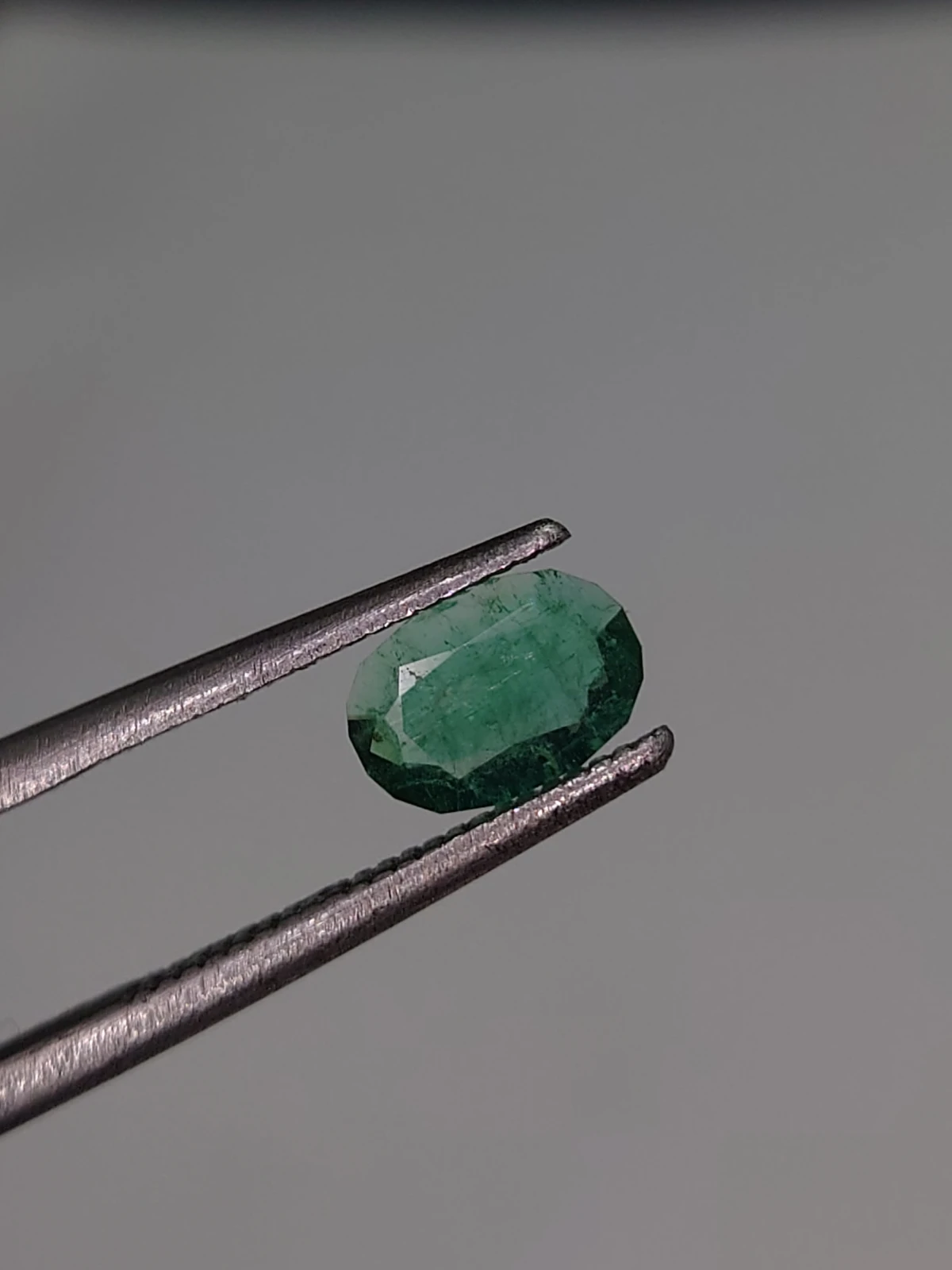 0.43ct Emerald Oval Cut Faceted Loose Gemstone From Panjshir Valley Afghanistan — view 3
