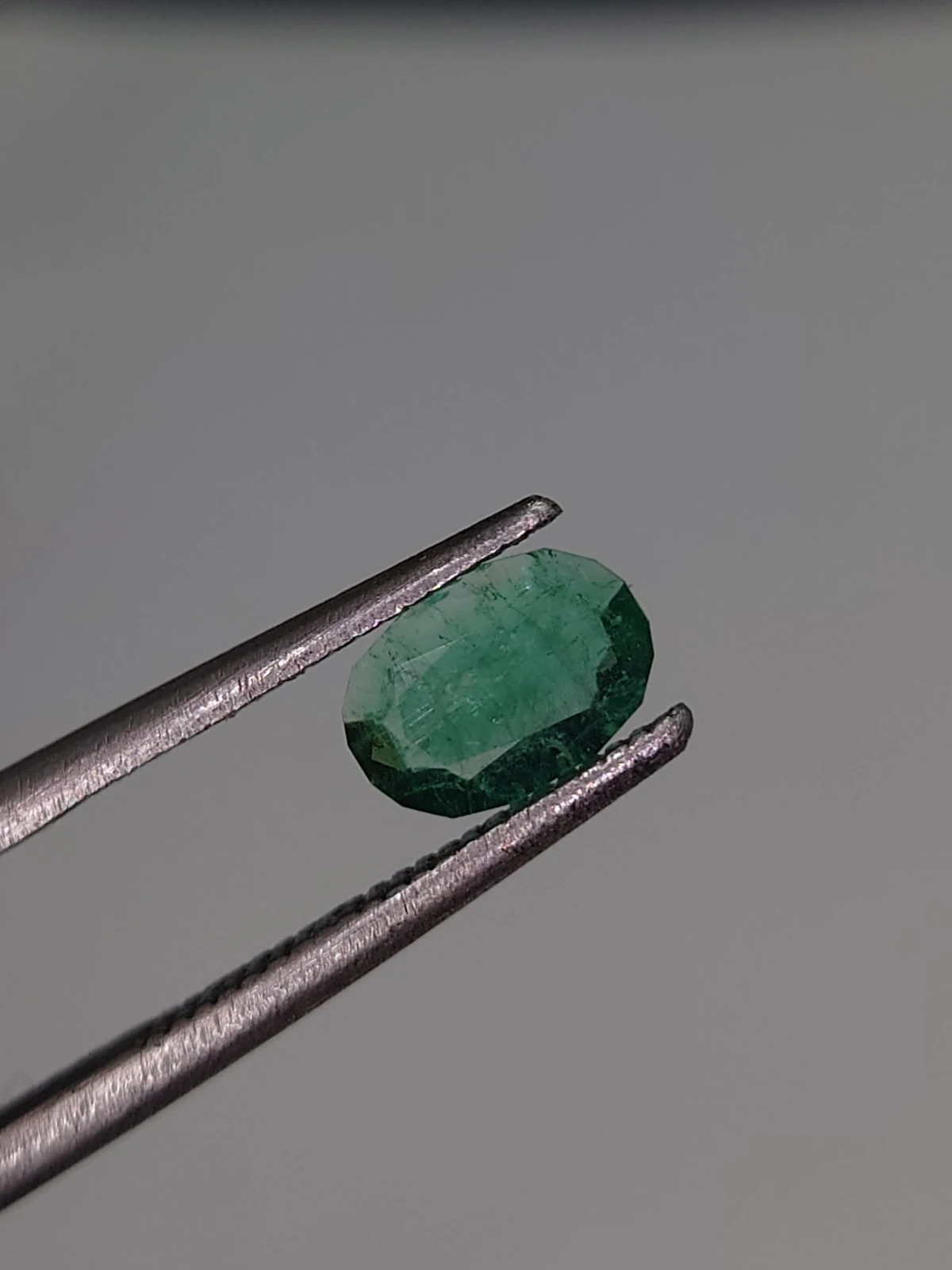 0.43ct Emerald Oval Cut Faceted Loose Gemstone From Panjshir Valley Afghanistan — view 4