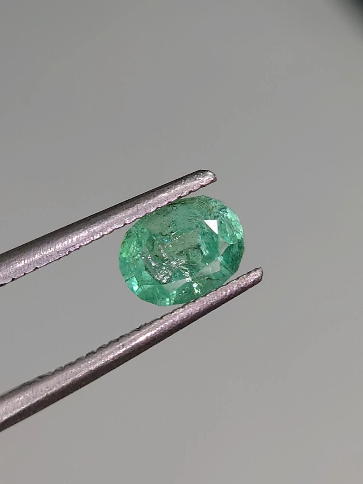 0.80ct Emerald Oval Cut Faceted Loose Gemstone From panjshir Valley Afghanistan — view 5