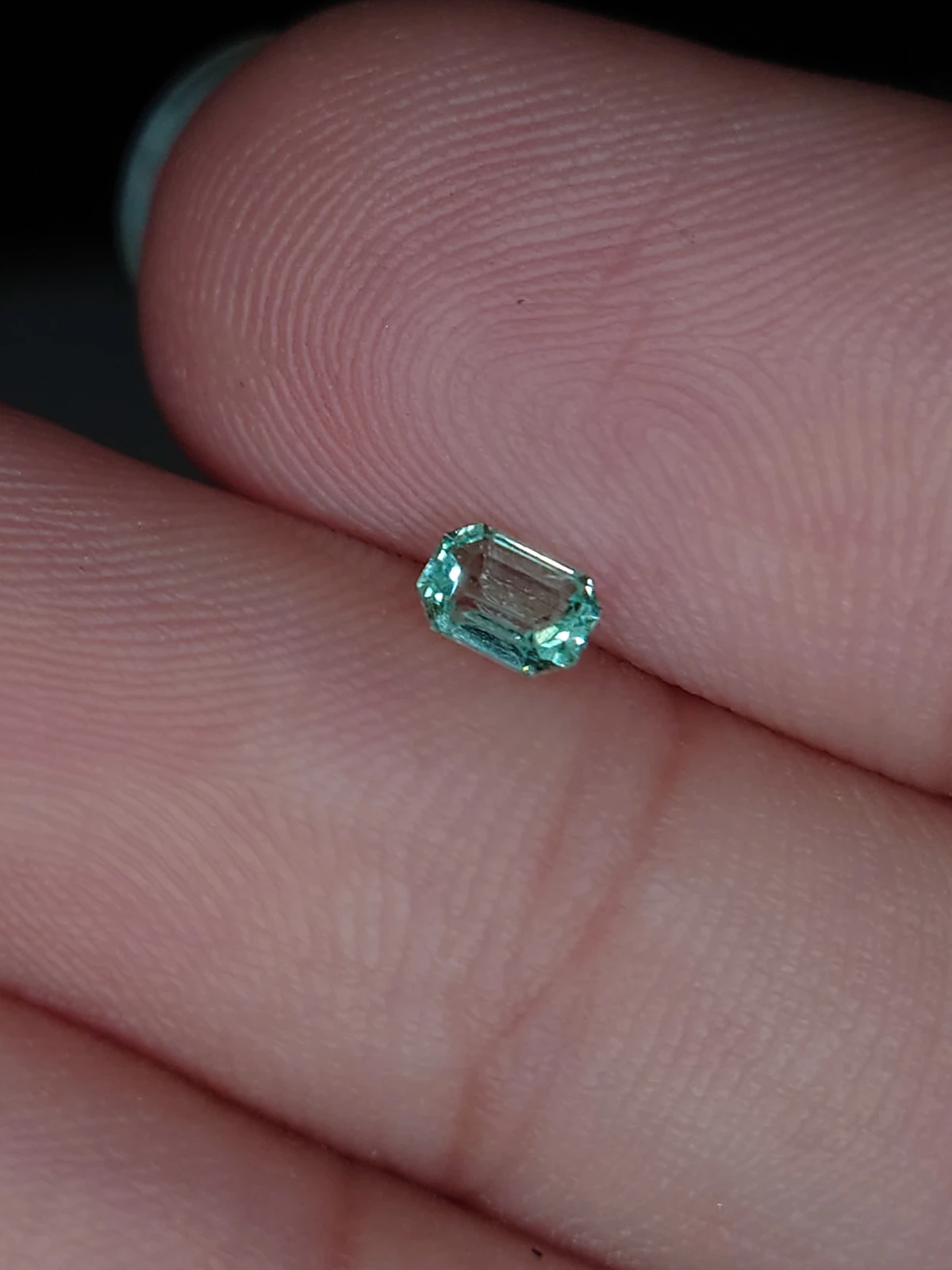 0.18ct Emerald Faceted Loose Gemstone From Panjshir Valley Afghanistan — view 1