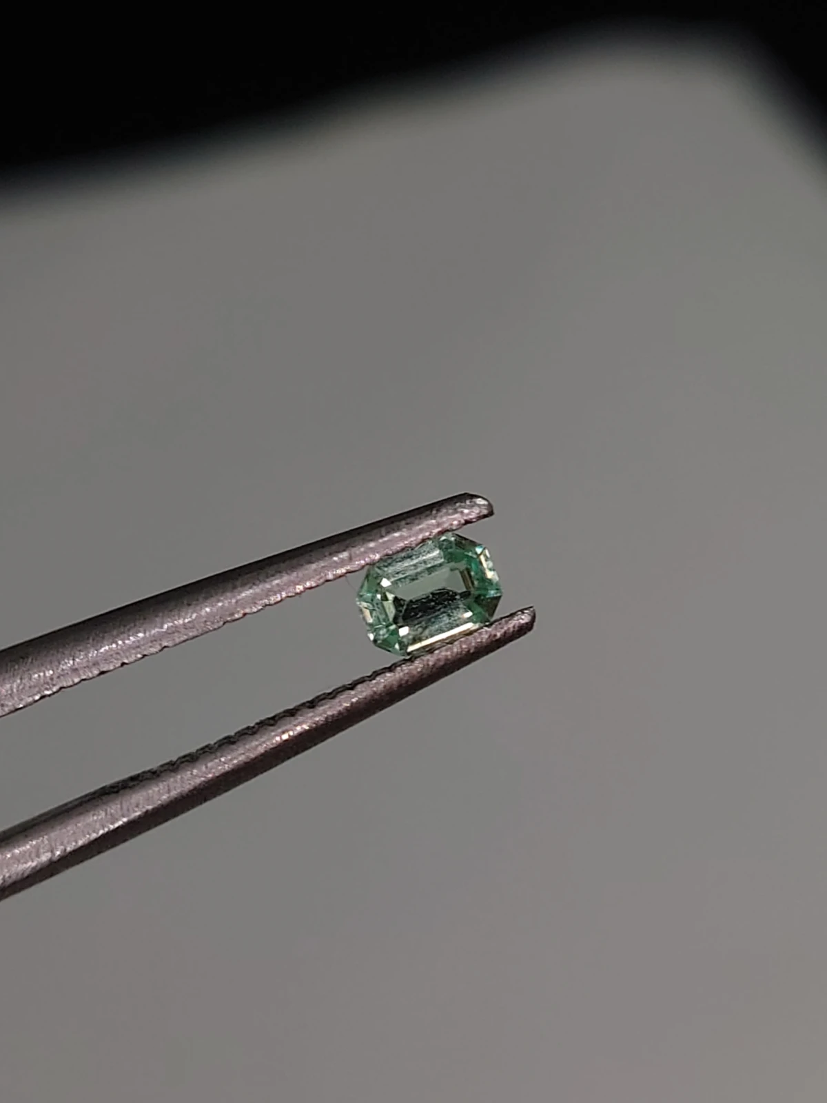0.18ct Emerald Faceted Loose Gemstone From Panjshir Valley Afghanistan — view 5