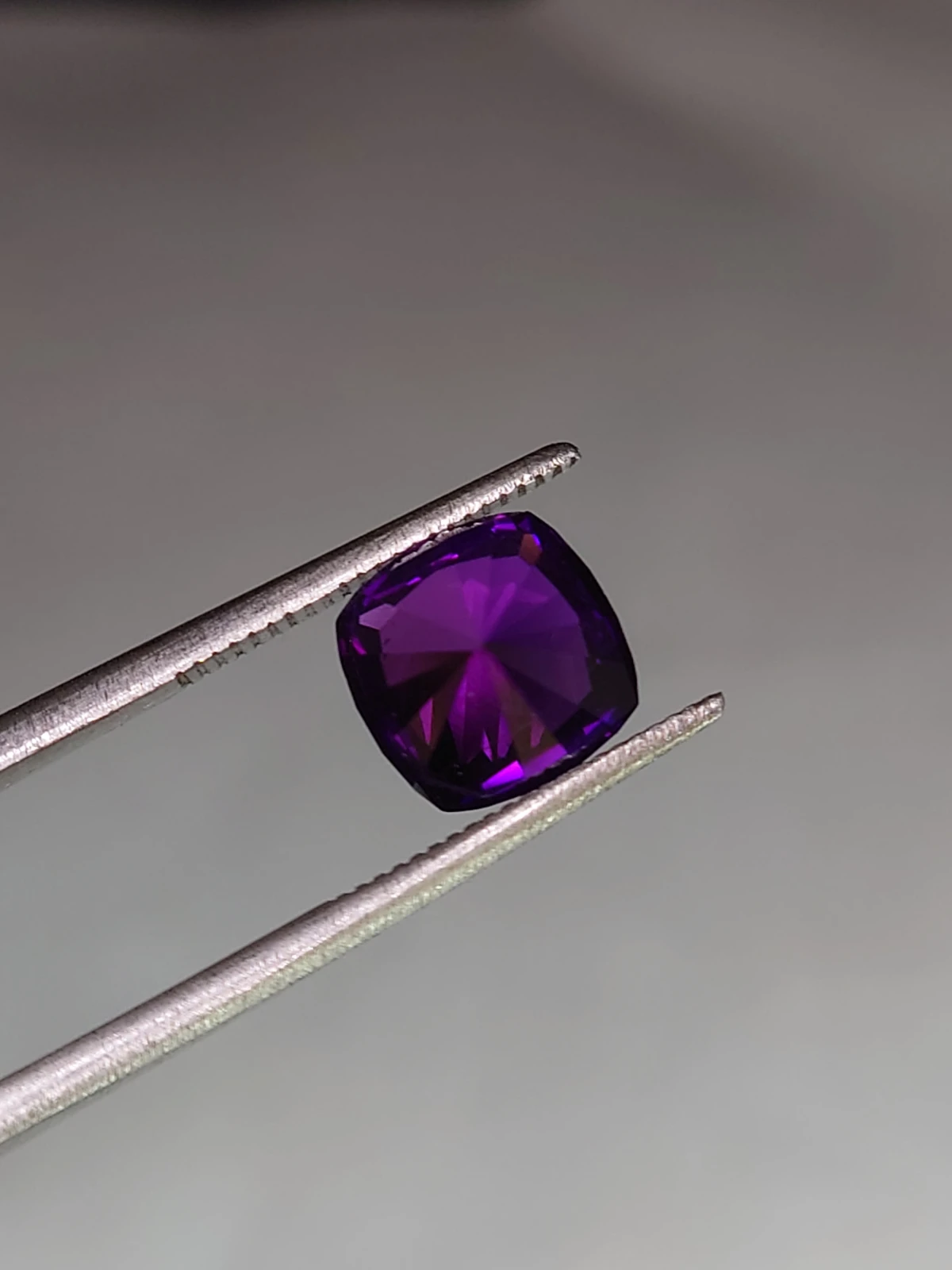 2.07ct Natural Purplish Amethyst Cushion Cut Faceted Loose Gemstone From Nigeria — view 2