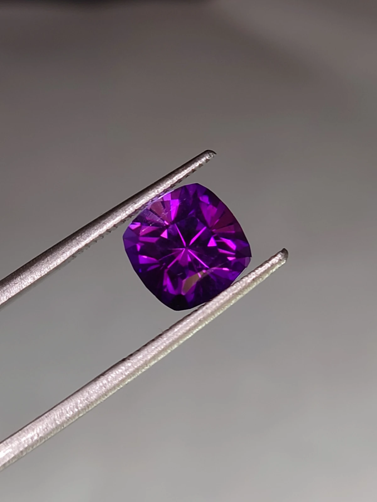 2.07ct Natural Purplish Amethyst Cushion Cut Faceted Loose Gemstone From Nigeria — view 3