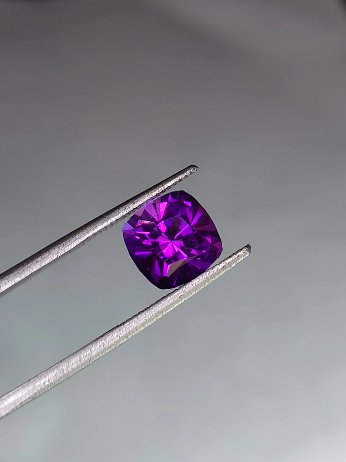2.07ct Natural Purplish Amethyst Cushion Cut Faceted Loose Gemstone From Nigeria — view 4