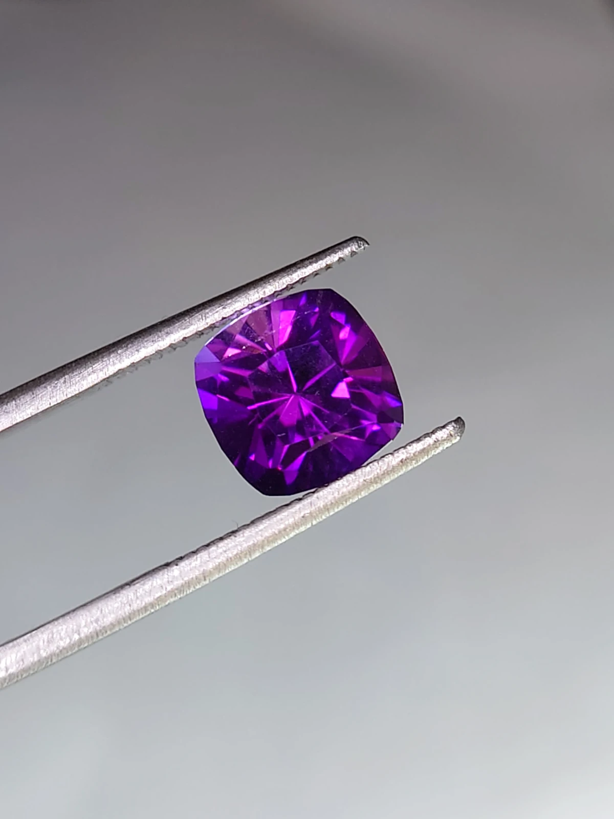 2.07ct Natural Purplish Amethyst Cushion Cut Faceted Loose Gemstone From Nigeria — view 5