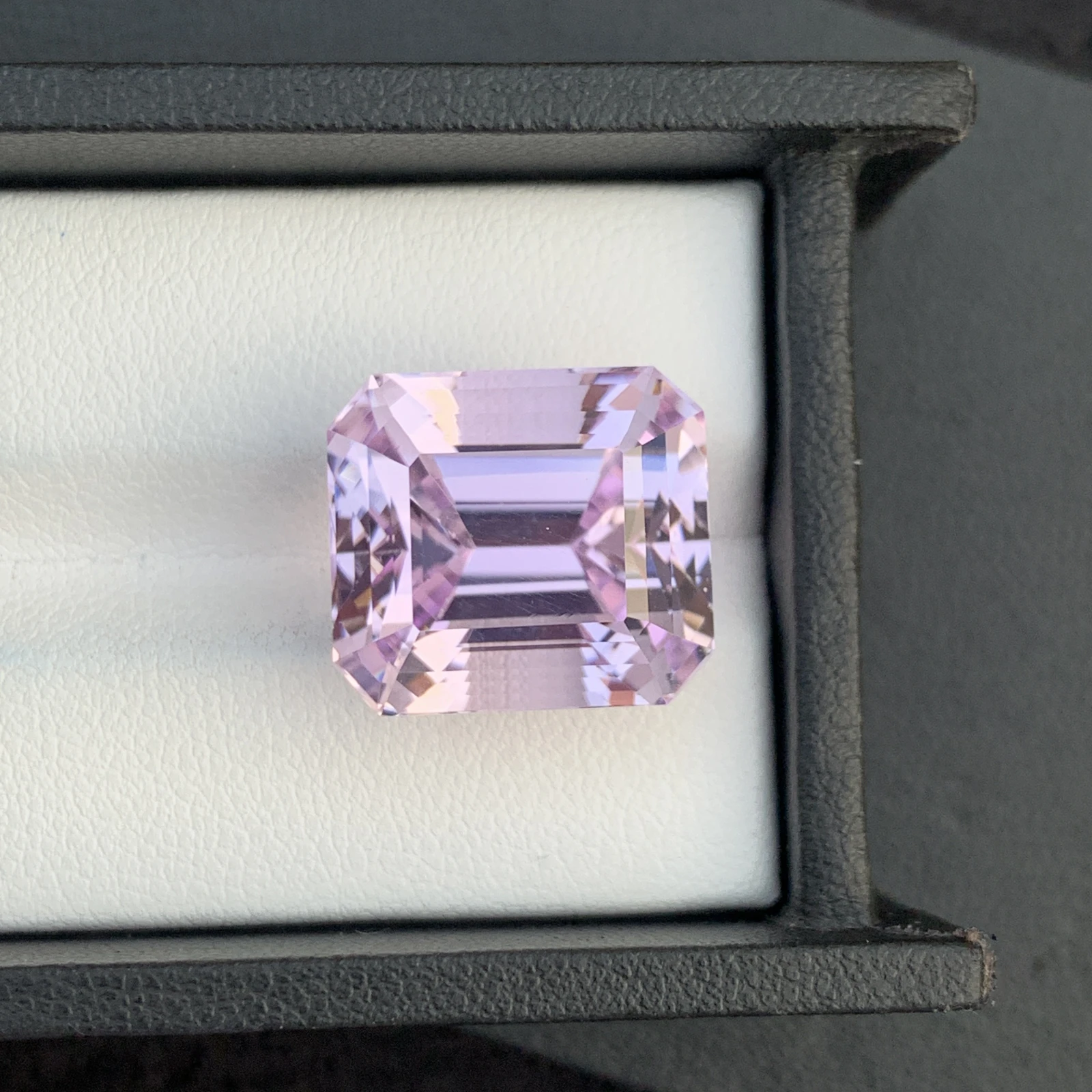 27.23ct Natural Pink Kunzite Faceted Octagon Loose Gemstone For Jewelry Making — view 6