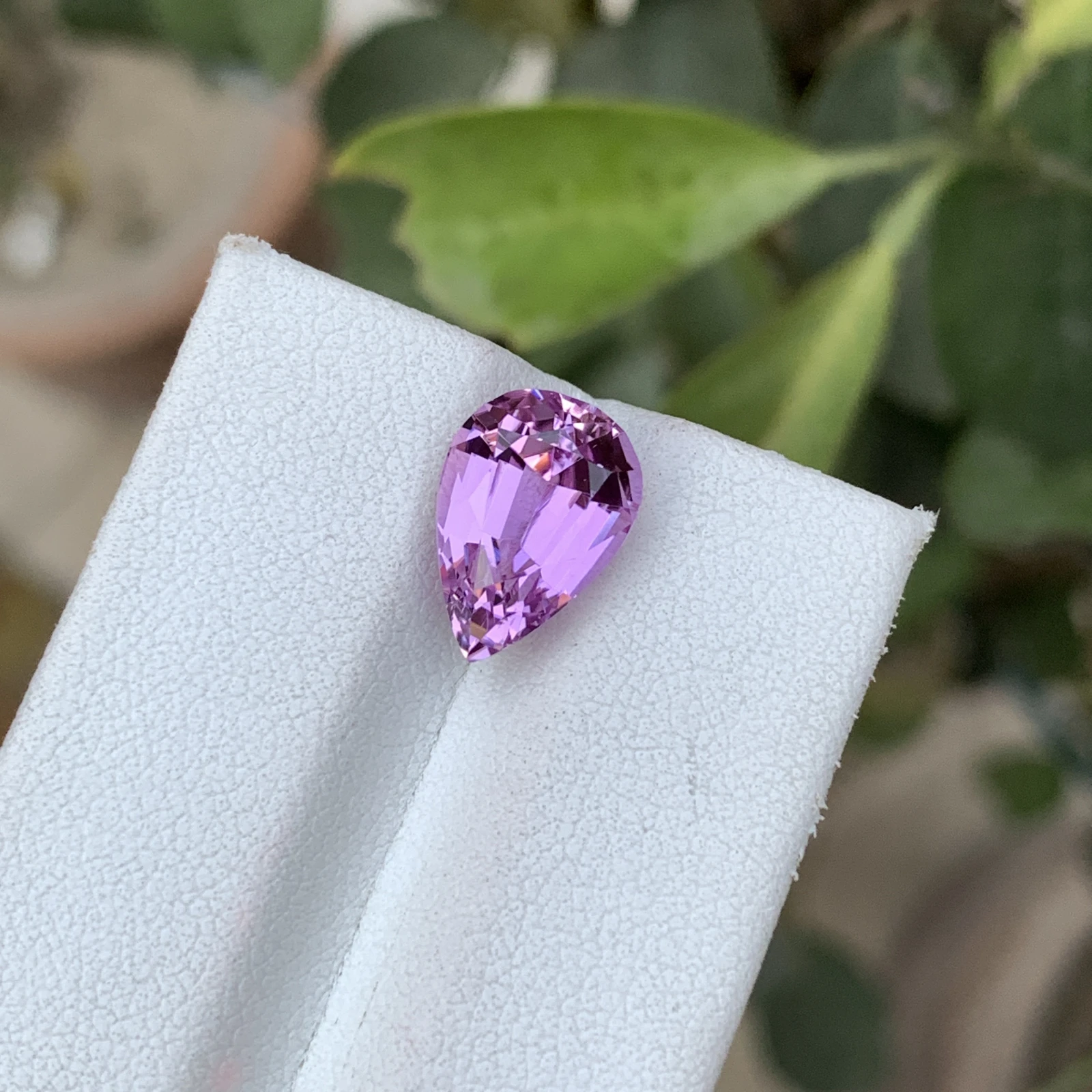 5 Carat Natural Pink Kunzite Pear Shape Loose Gemstone from Afghanistan — view 5
