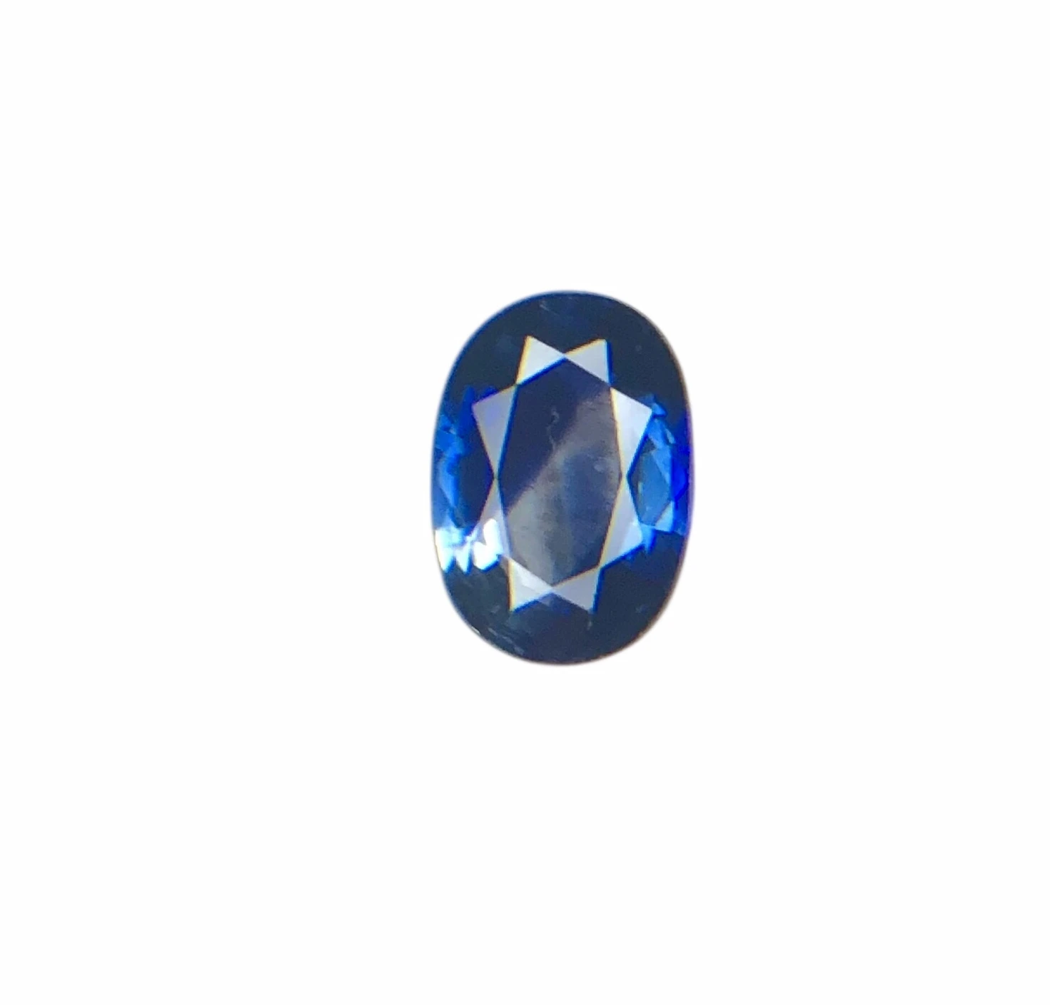 1.23ct Point Blue sapphire from Srilanka — view 1
