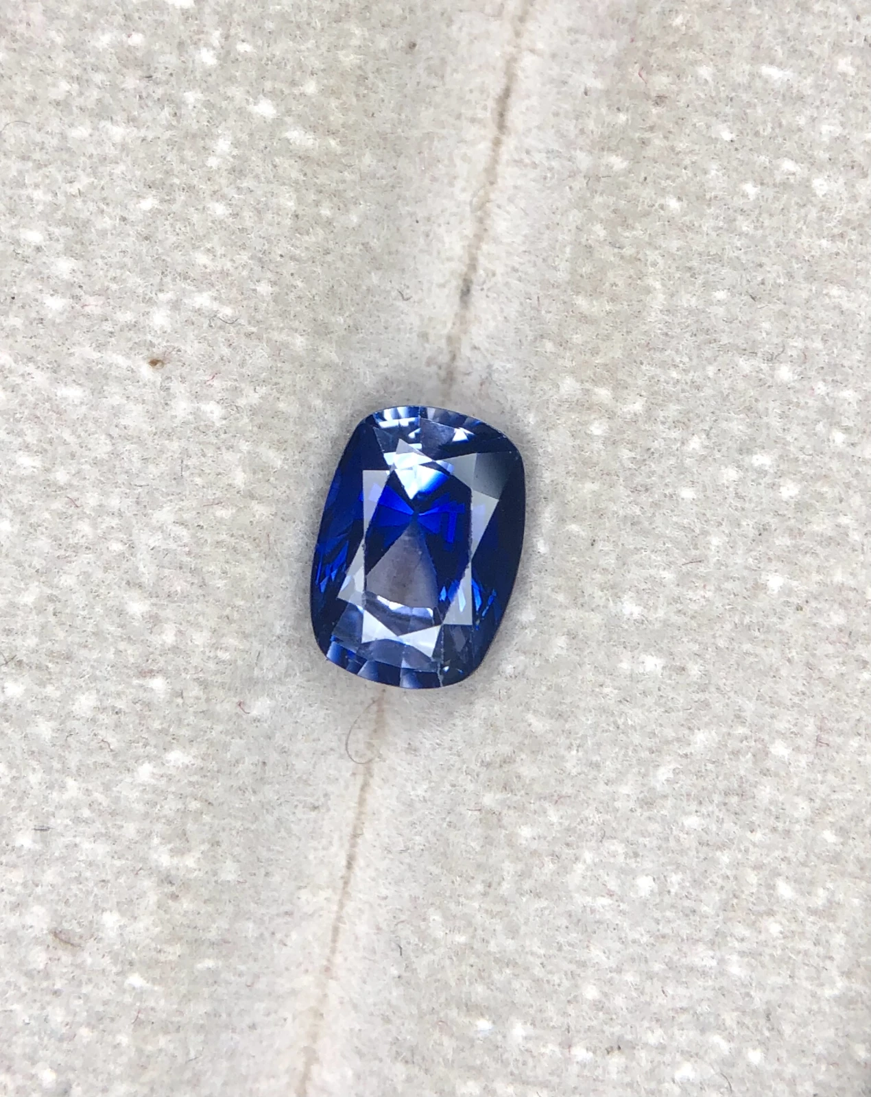 1.57ct Pointed Blue Sapphire in Cushion Cut from Srilanka — view 3
