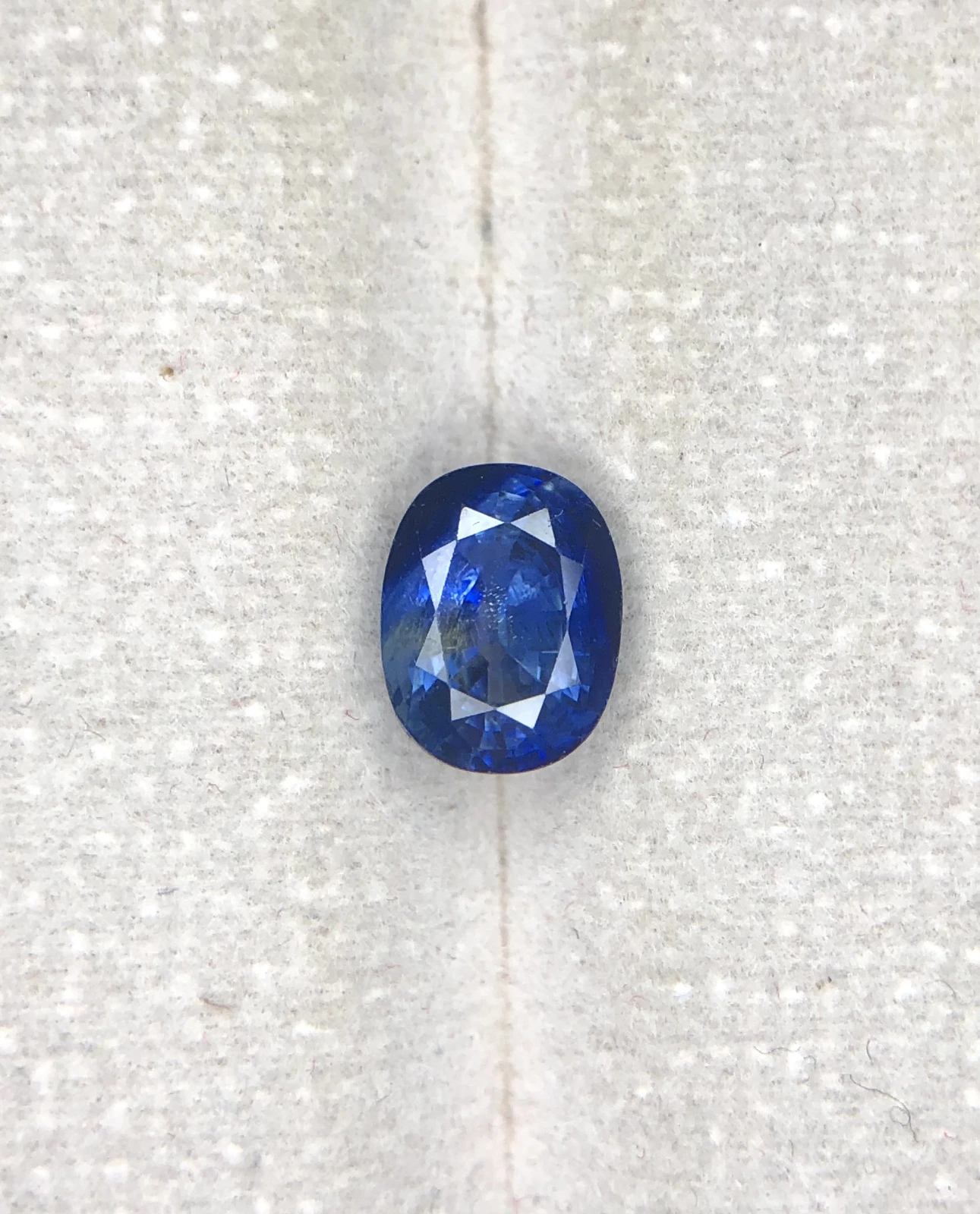 2.17ct Ceylon Bicolor Sapphire Standard Heat Only — view 2