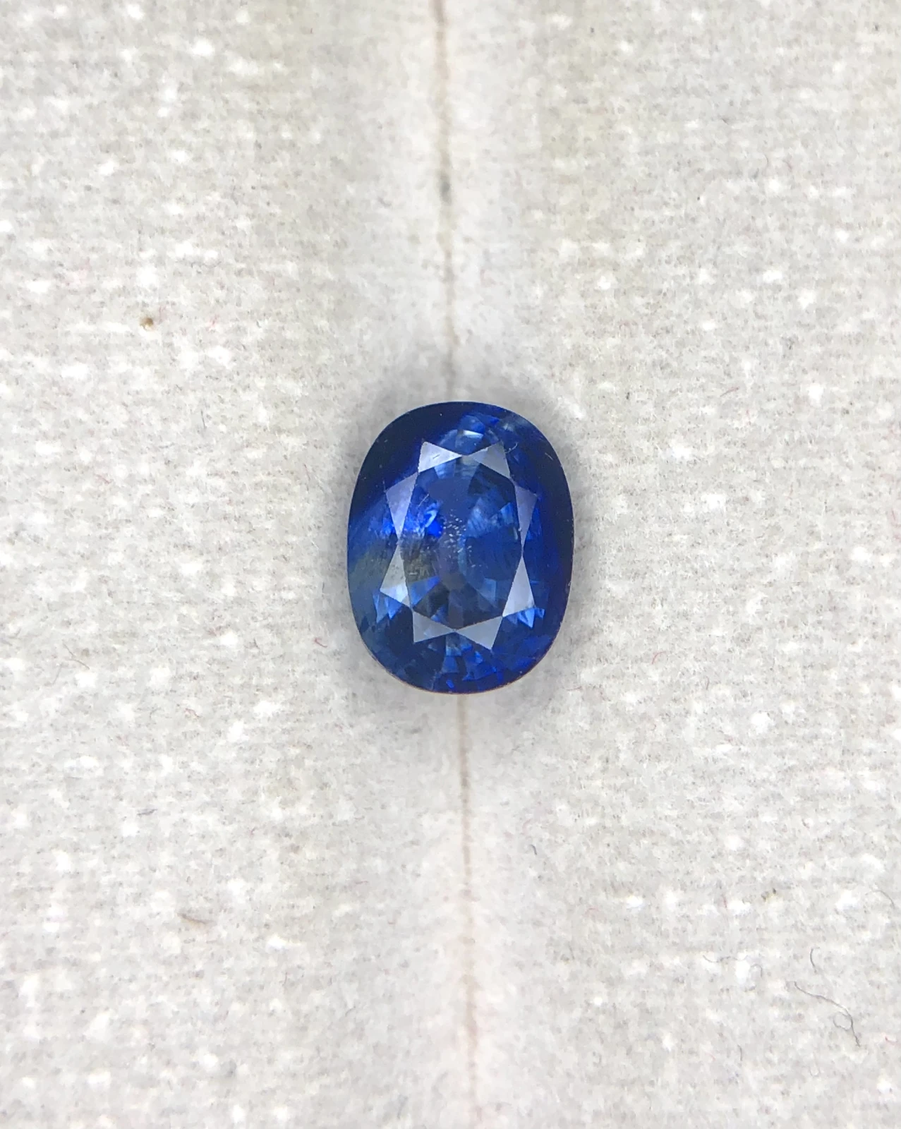 2.17ct Ceylon Bicolor Sapphire Standard Heat Only — view 1