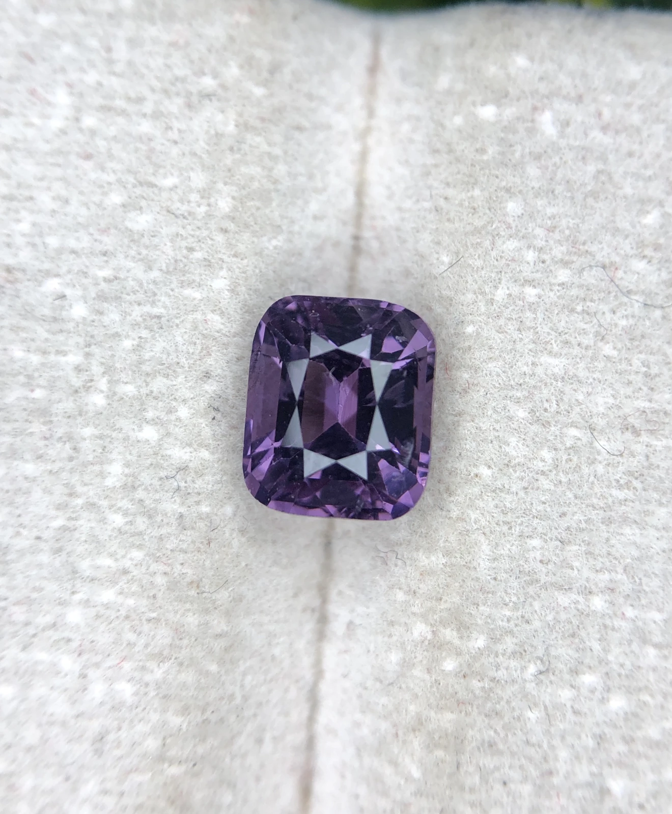 2.08ct Stunning Spinel Loose Gemstone From Burma — view 2