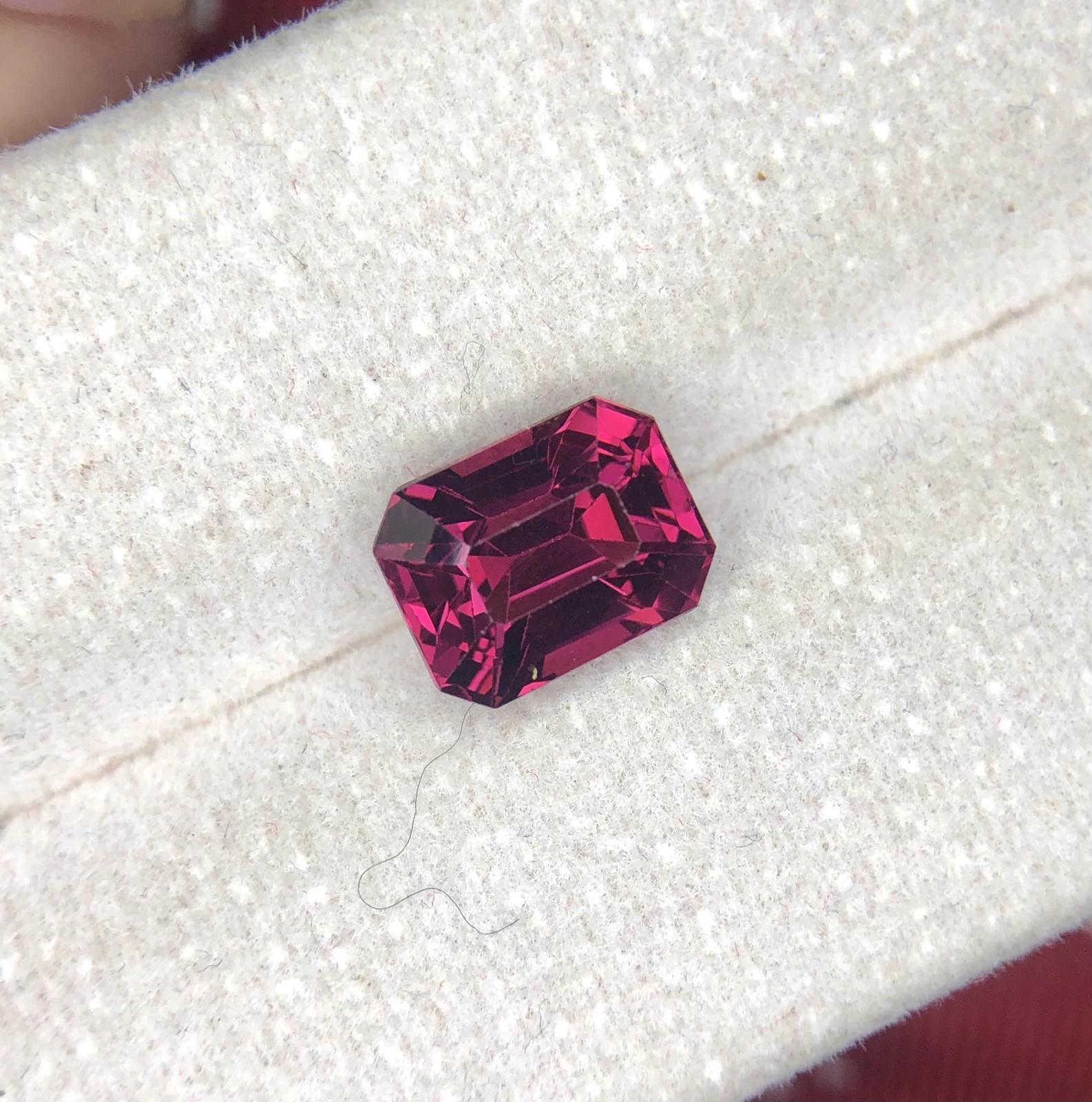 2.90ct Natural Pink Malaya Garnet Loose Gemstone from Tanzaina — view 1