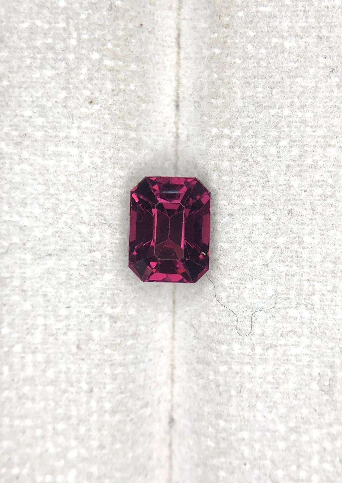 2.90ct Natural Pink Malaya Garnet Loose Gemstone from Tanzaina — view 3