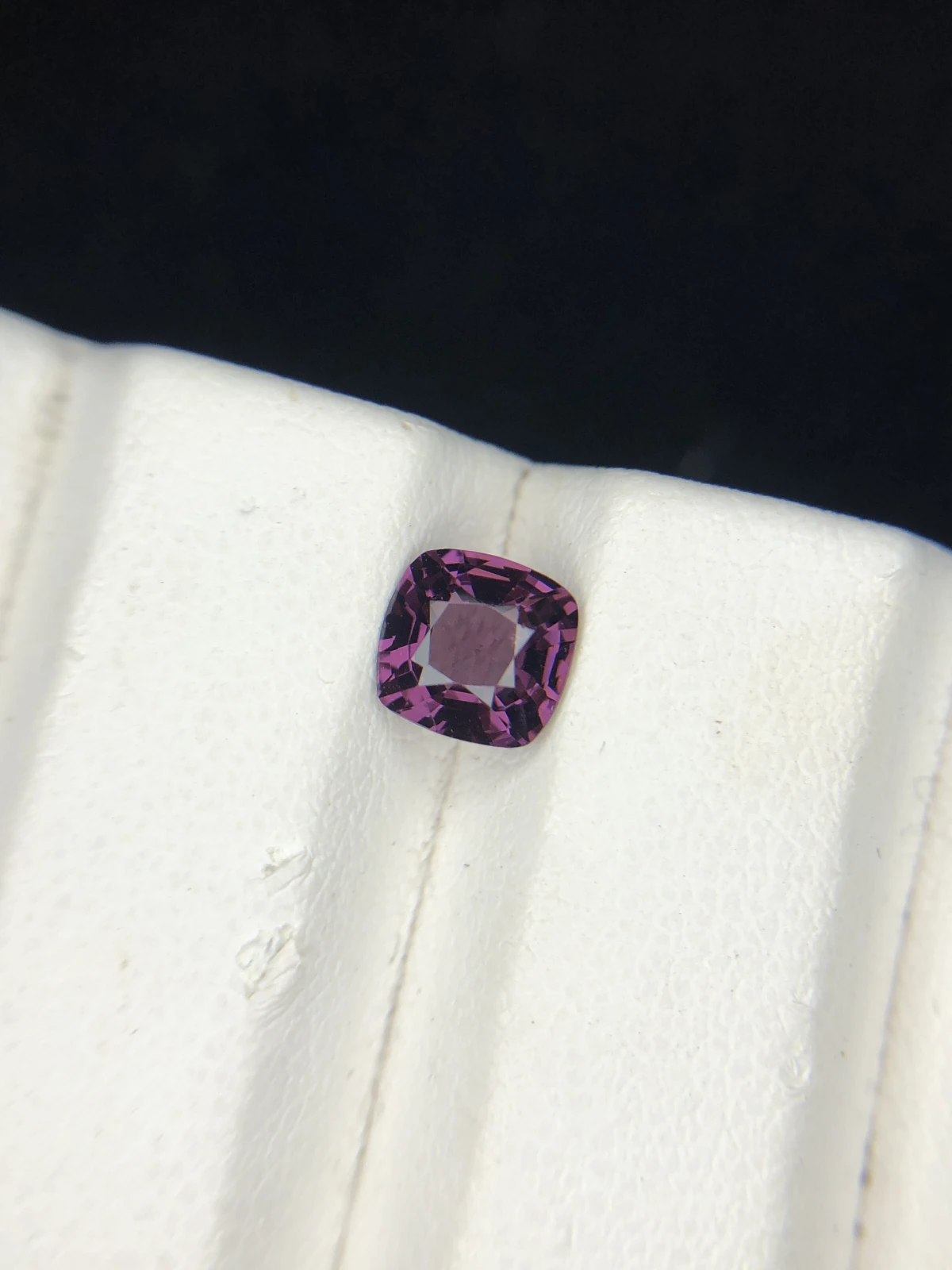 1.00ct Natural Spinel in Burgundy Color From Burma — view 2