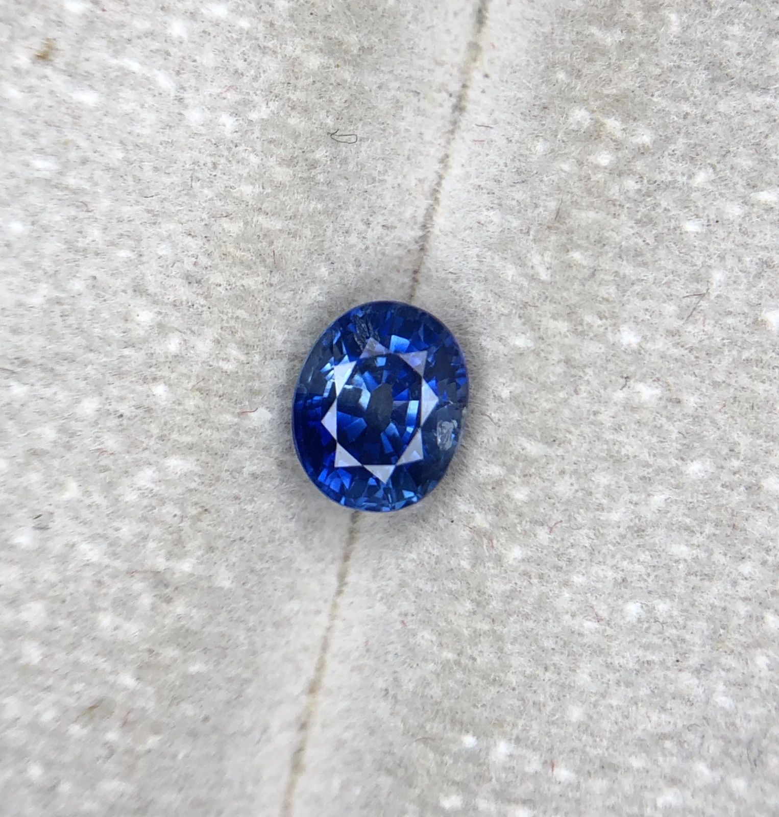 0.99ct Natural Blue Sapphire From Sri Lanka — view 3