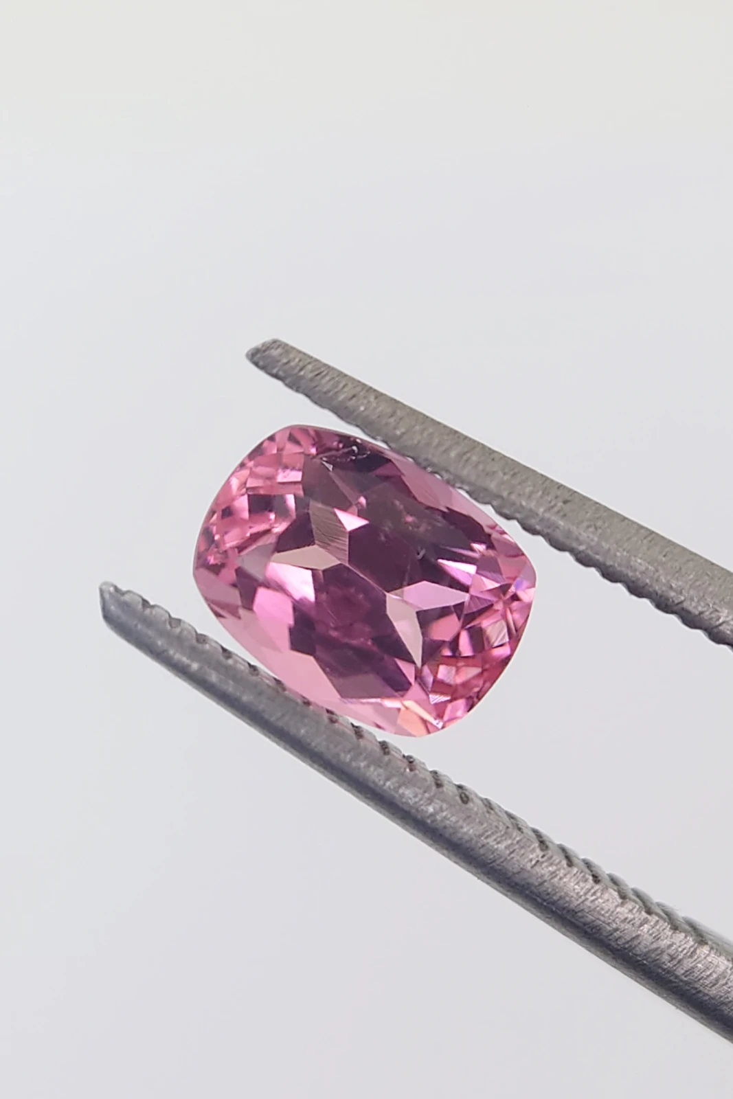 0.89ct Natural Vivid Pink Cushion Cut Tourmaline from Afghanistan — view 3
