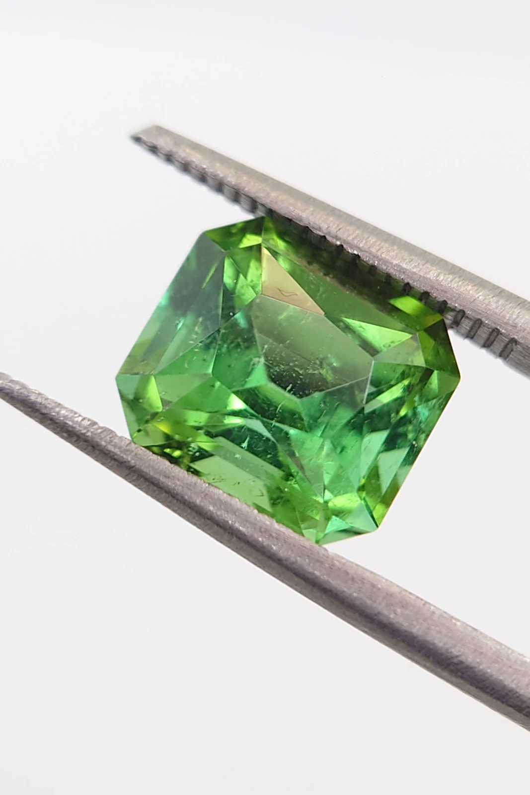 3.87ct Natural Green Tourmaline Modified Octagon Cut Loose Gemstone from Afghanistan — view 3