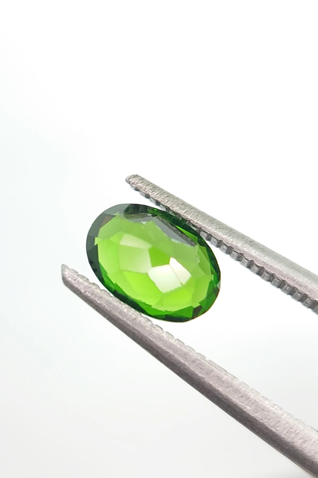 0.8ct Natural Oval Cut Chrome Diopside from Pakistan — view 6