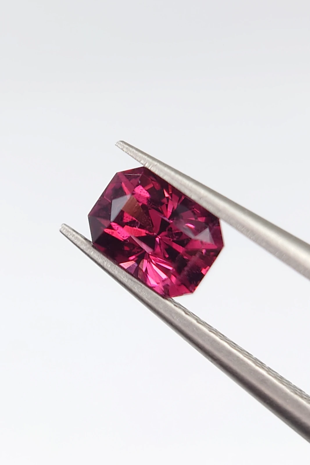 0.92ct Radiant Cut Natural Rhodolite Garnet from Afghanistan — view 1
