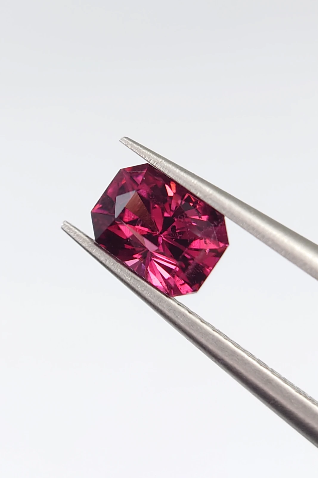 0.92ct Radiant Cut Natural Rhodolite Garnet from Afghanistan — view 2
