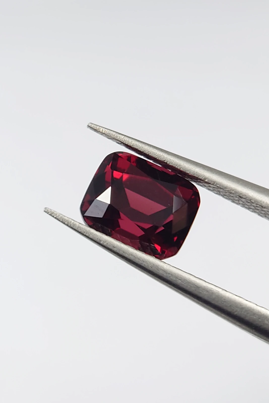 1.68ct Natural Cushion Cut Rhodolite Garnet from Tanzania — view 5