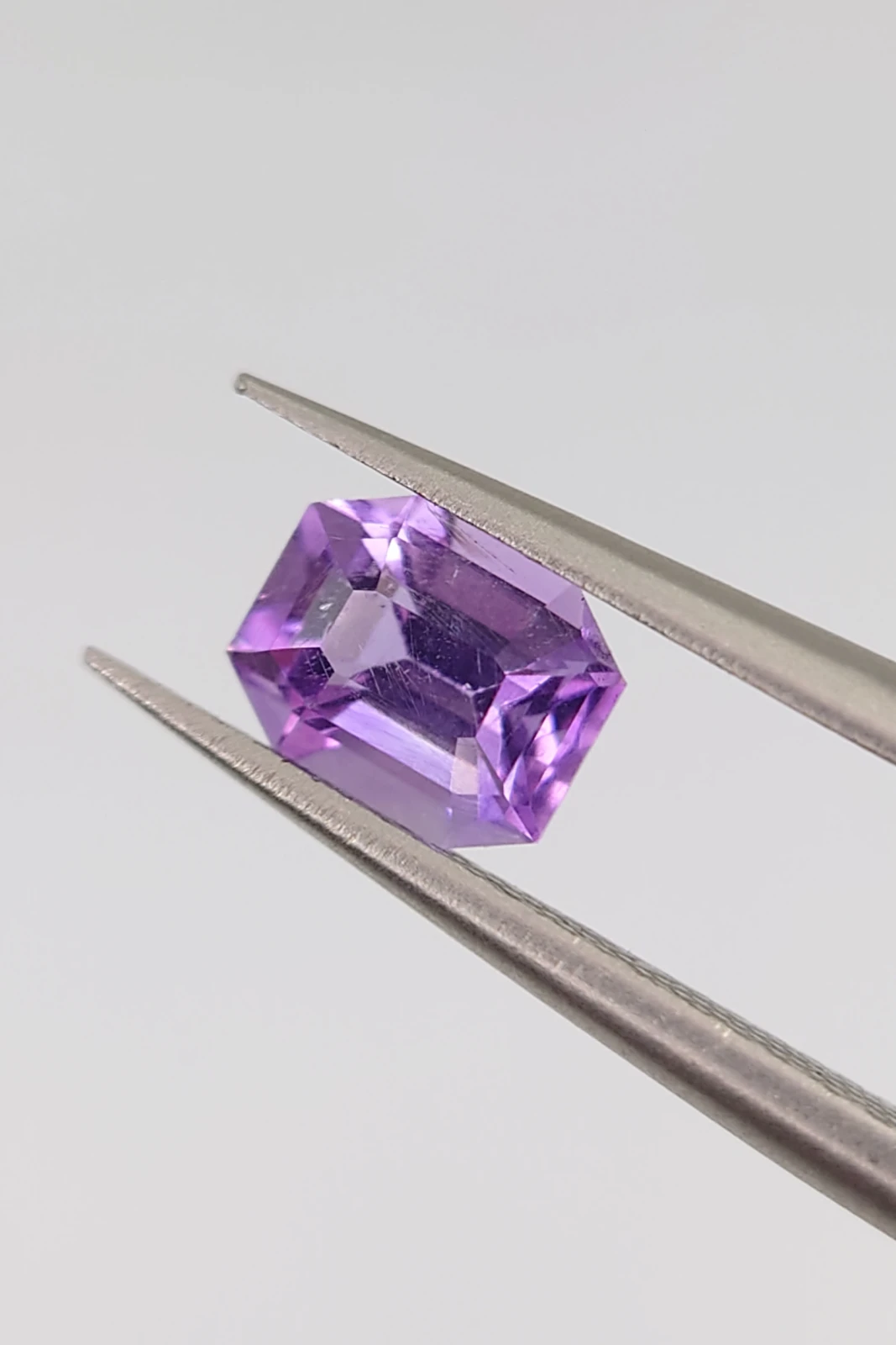 0.7ct Emerald Cut Amethyst Loose Gemstone from Nigeria — view 3