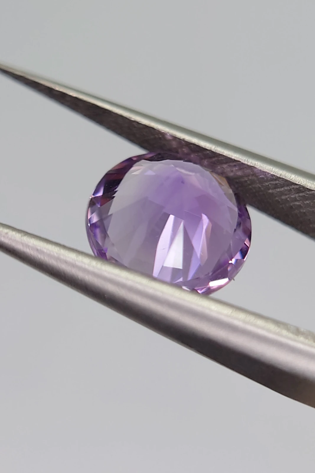 1.55ct Natural Round Brilliant Cut Amethyst from Nigeria — view 6