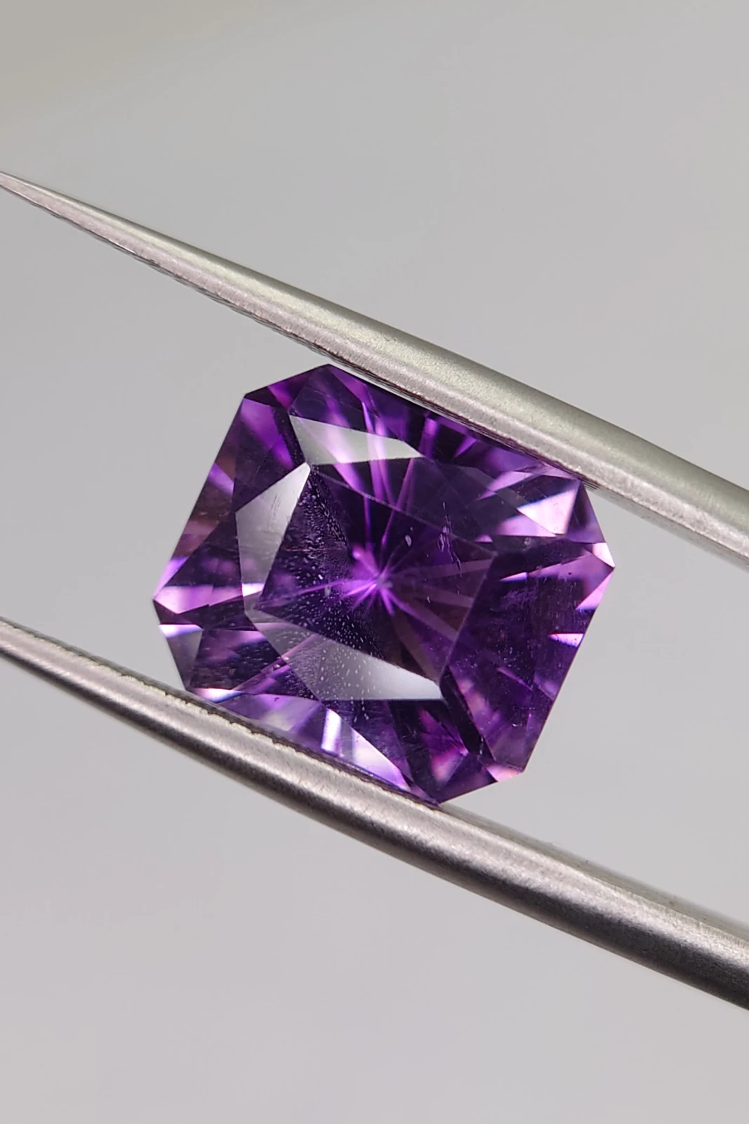 5.4ct Brilliant Radiant Cut Amethyst from Nigeria — view 1