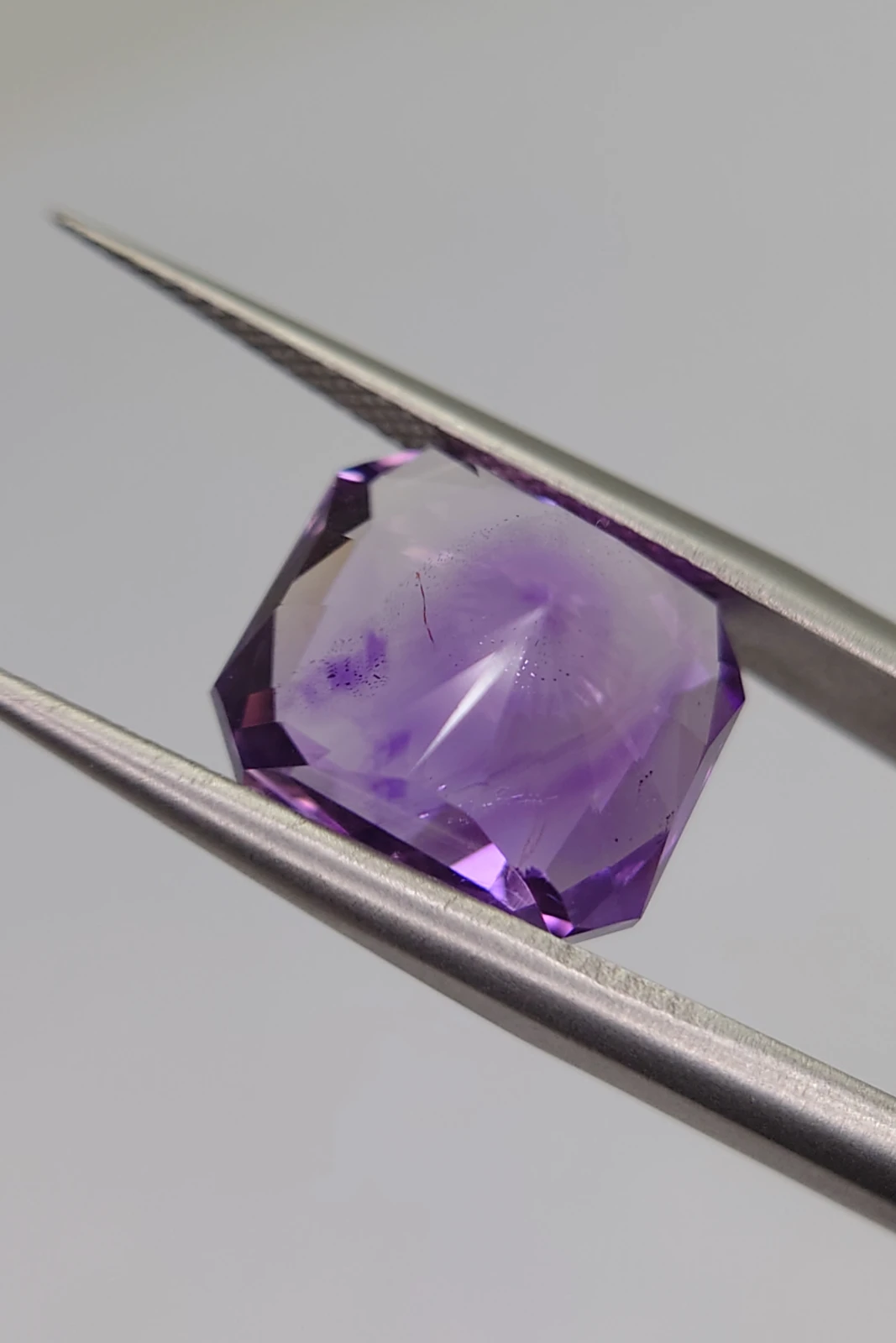 5.4ct Brilliant Radiant Cut Amethyst from Nigeria — view 5