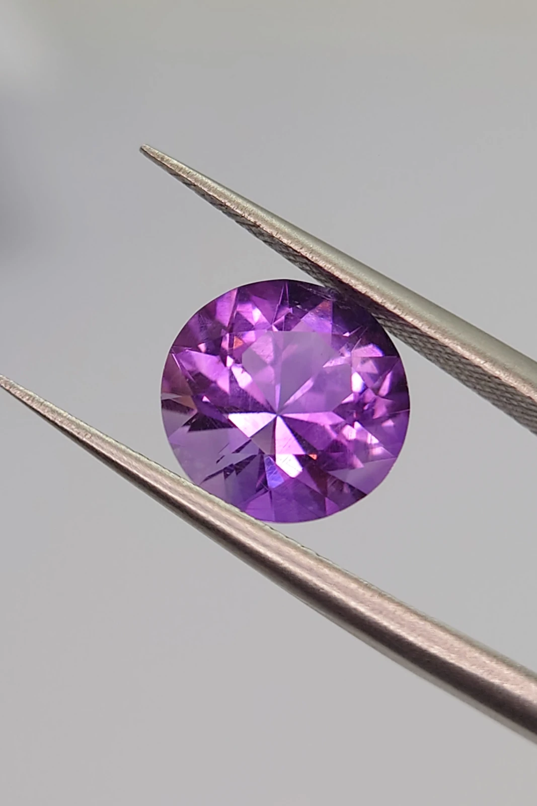 2.85ct Natural Round Cut Amethyst from Nigeria — view 1