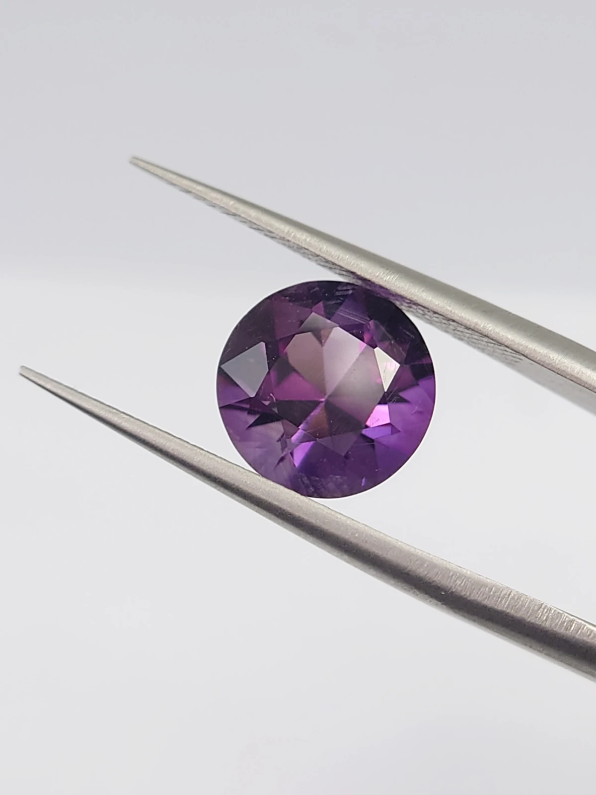 2.45ct Brilliant Cut Natural Nigerian Amethyst — view 2