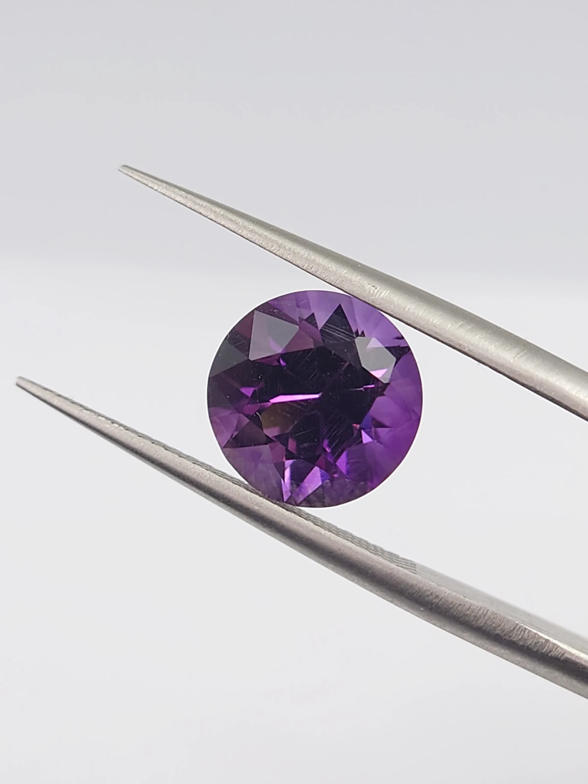 2.45ct Brilliant Cut Natural Nigerian Amethyst — view 3