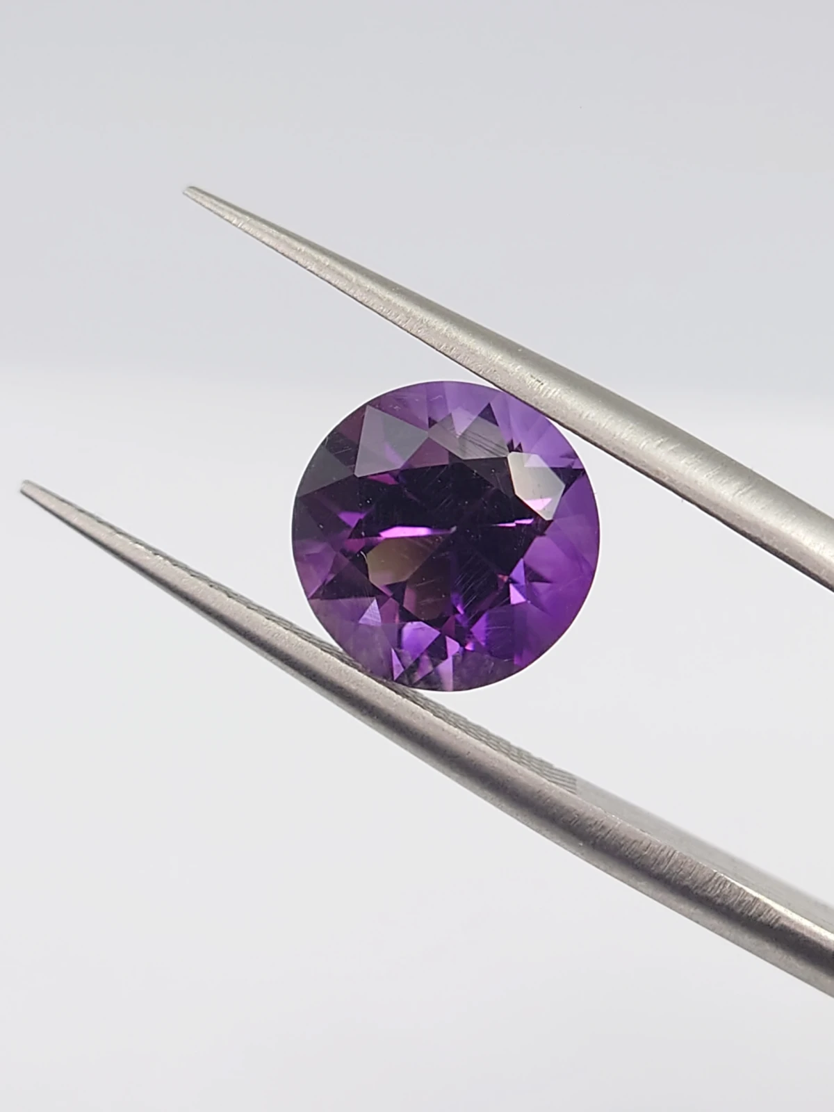 2.45ct Brilliant Cut Natural Nigerian Amethyst — view 4