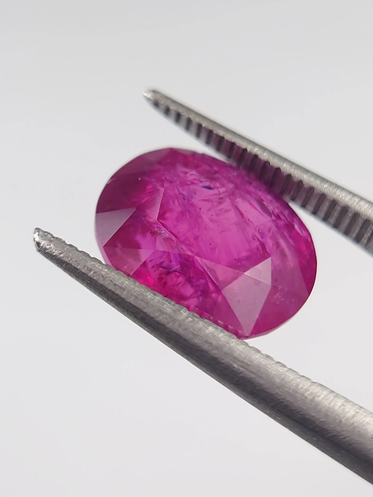 5.63ct Natural Oval Faceted Magenta Pink Ruby From Afghanistan — view 5