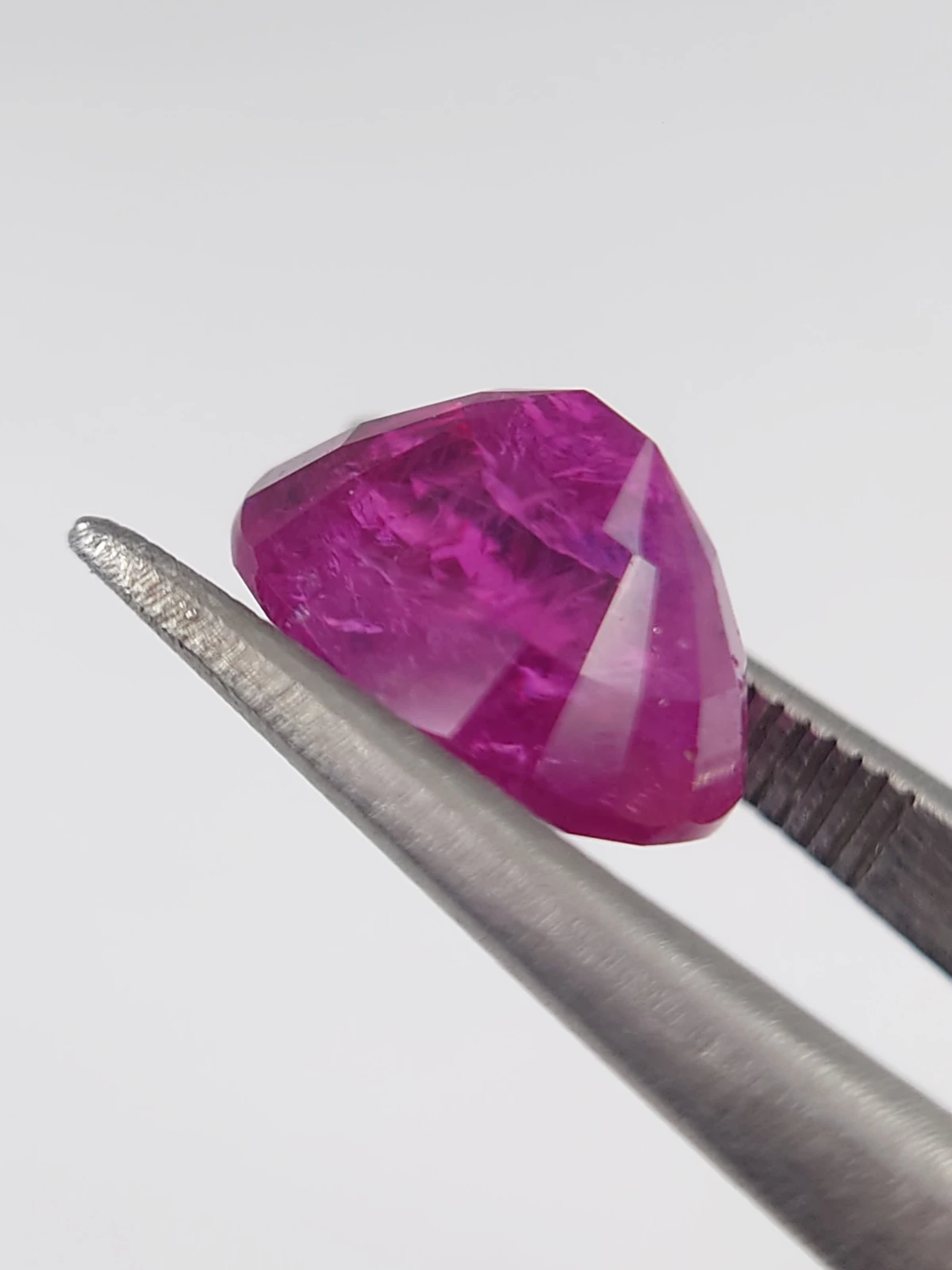 5.63ct Natural Oval Faceted Magenta Pink Ruby From Afghanistan — view 6