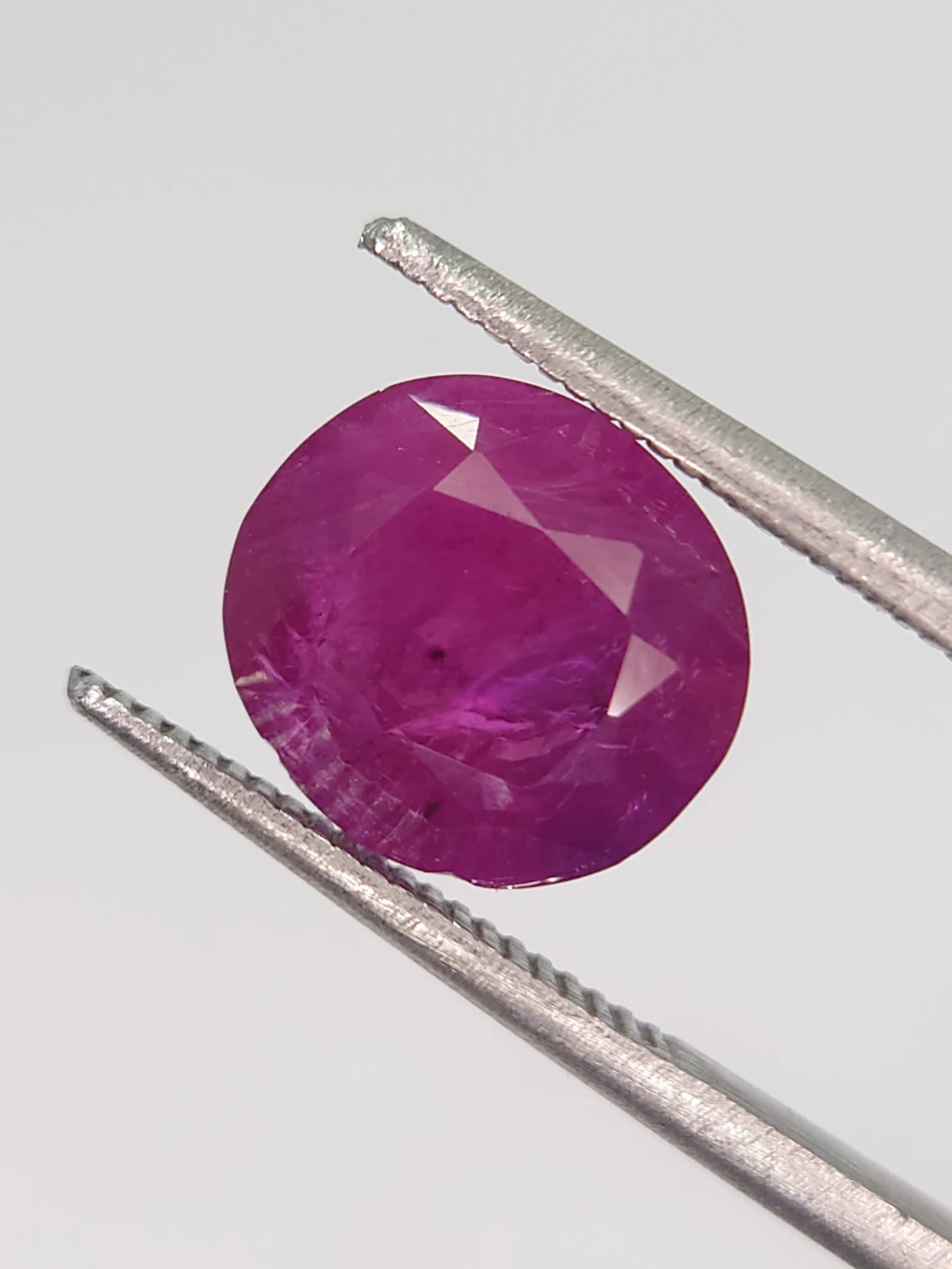 4.27ct Pinkish Purple Natural Oval Faceted Ruby from Afghanistan — view 4