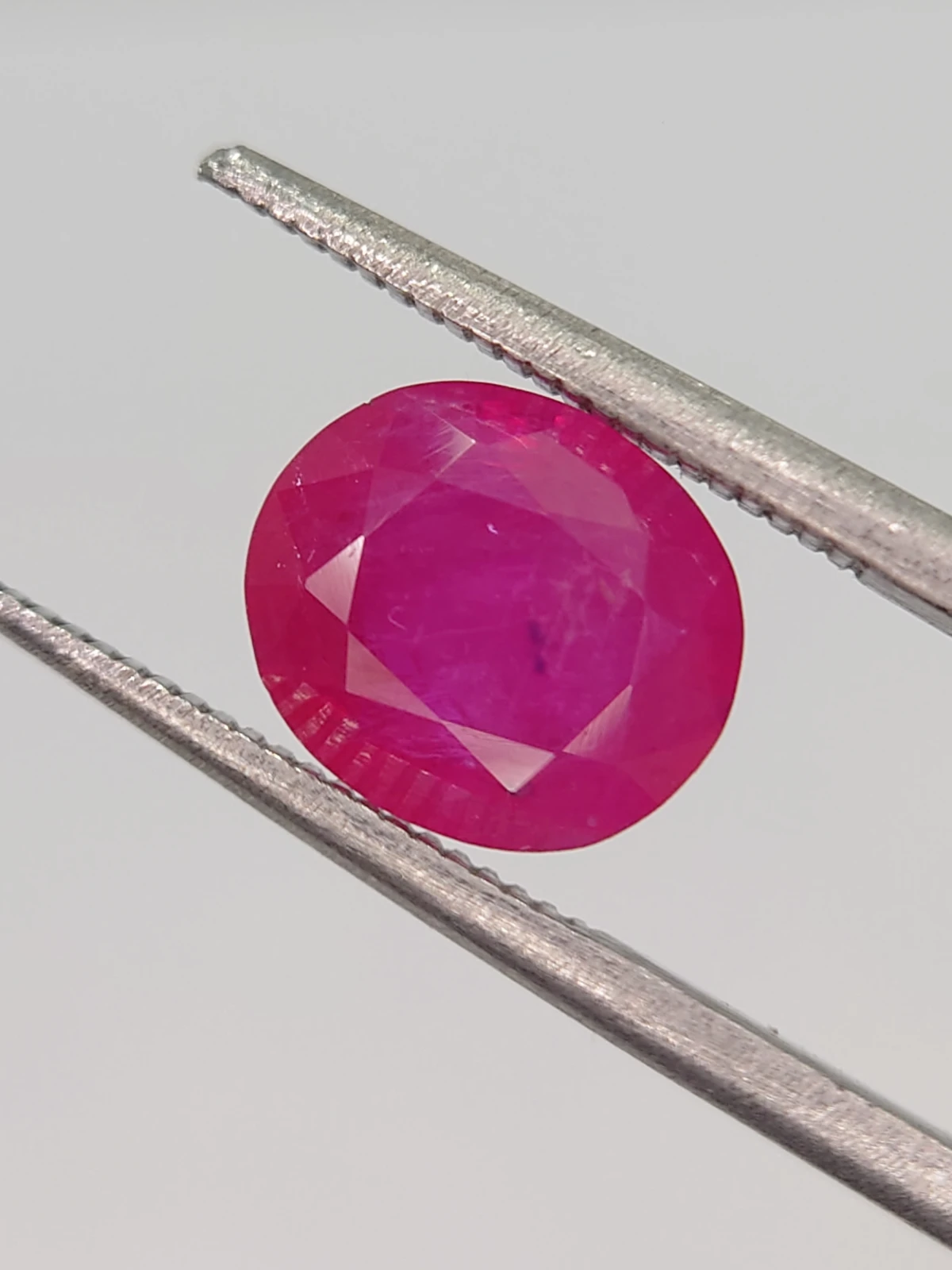 2.98ct Oval Faceted Natural Ruby from Afghanistan — view 4