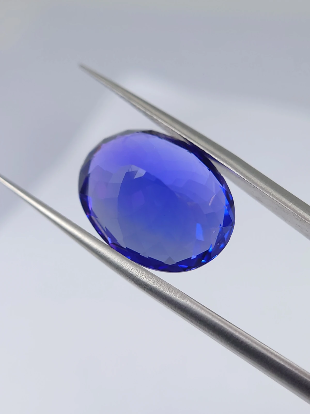 14.9ct Natural Tanzanite D-Block in Fancy Oval Cut — view 6
